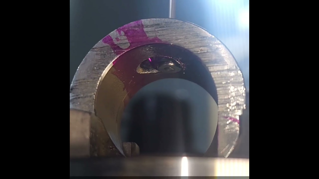 Thick-rooted stainless burr removed with ORBITOOL crosshole Deburring tool