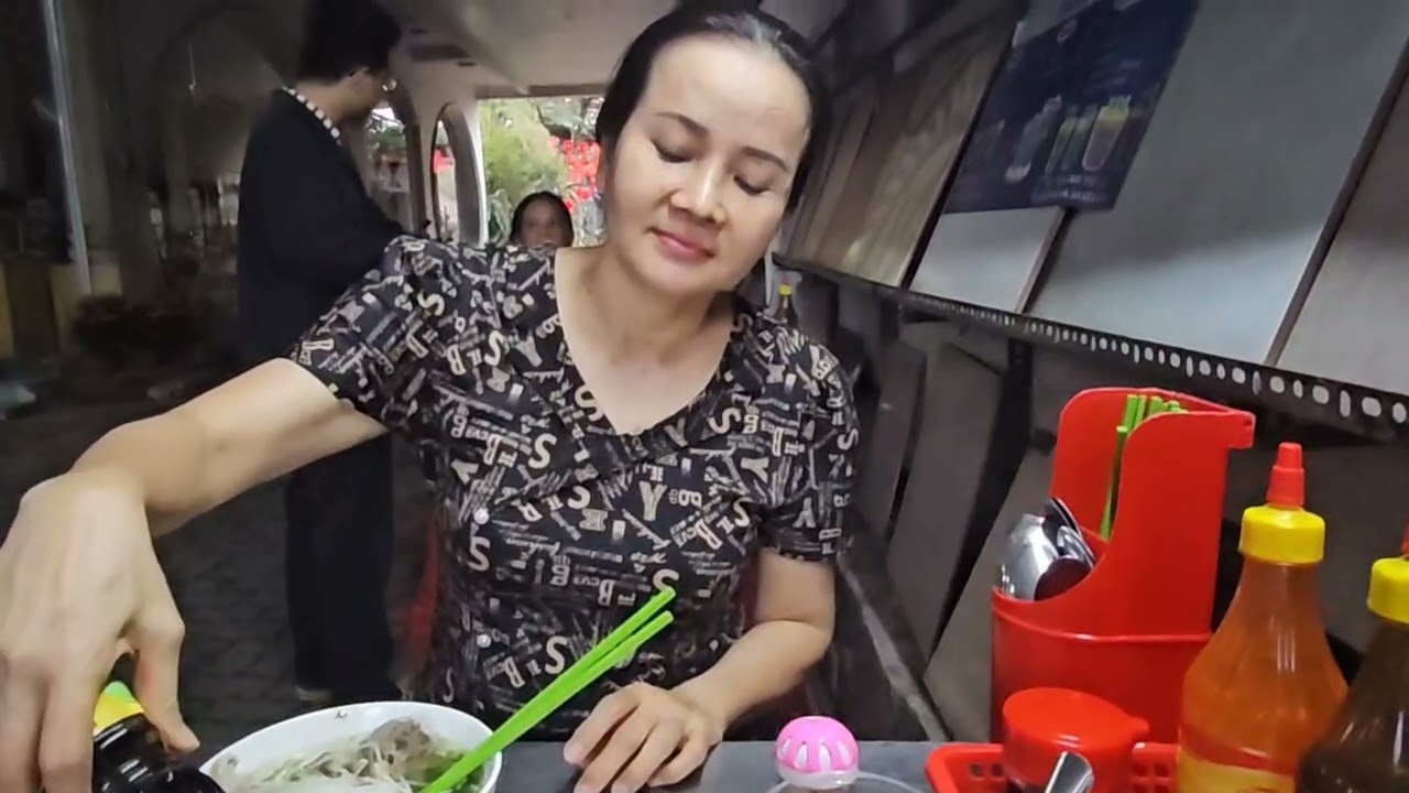 Ngôi Nhà Ma ( Kinh Di ) Ngày Tết 2026