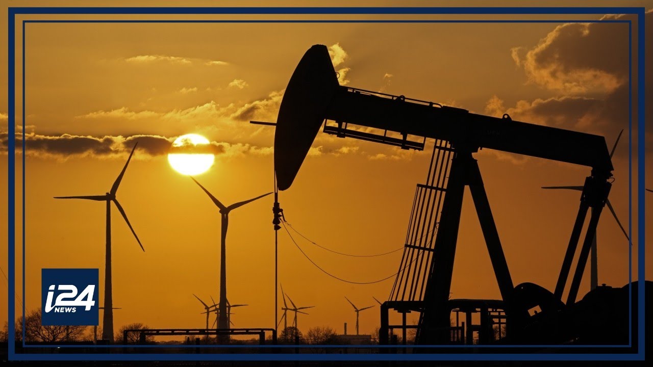 Saudi Arabia cuts oil output by 1 million barrels per day