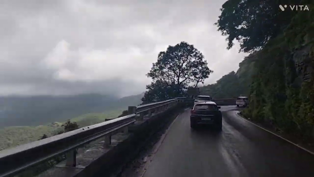 Amboli Ghat:  Hill Station top view short video by Stalin Nadz at Sahyadri ranges Sindhudurgh