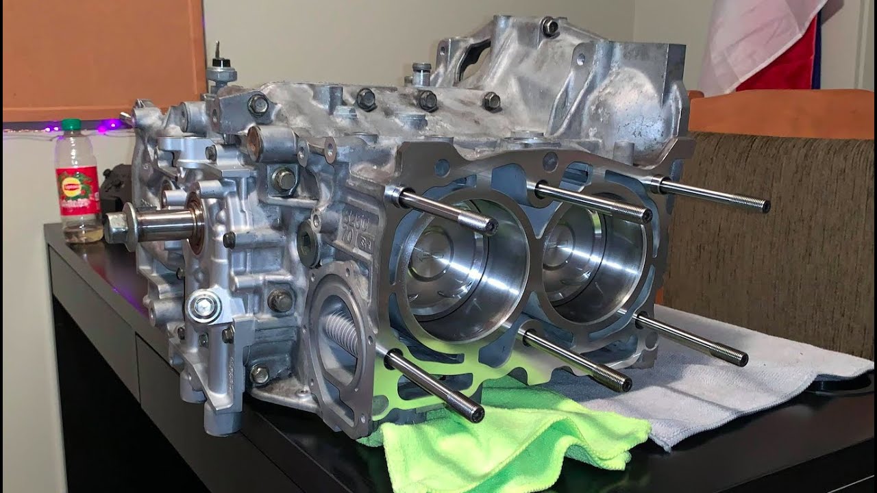 Assembling the EJ257 Short Block