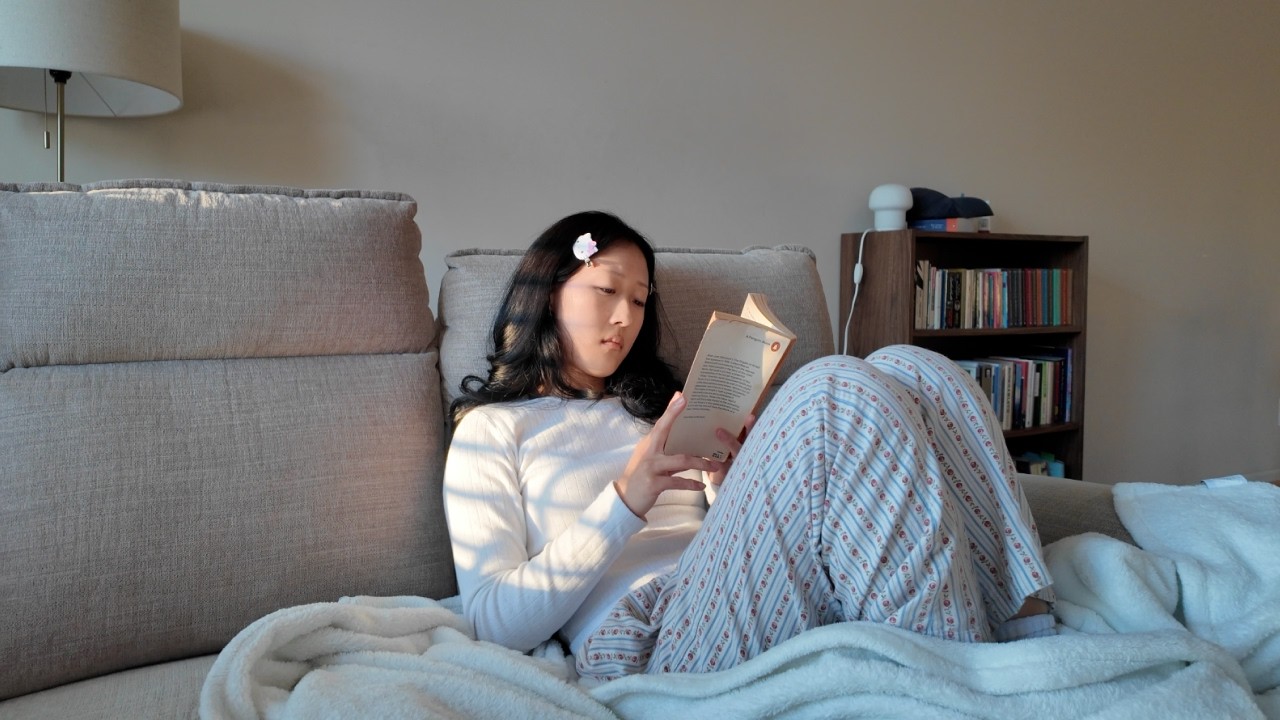 A chatty reading vlog & used book haul