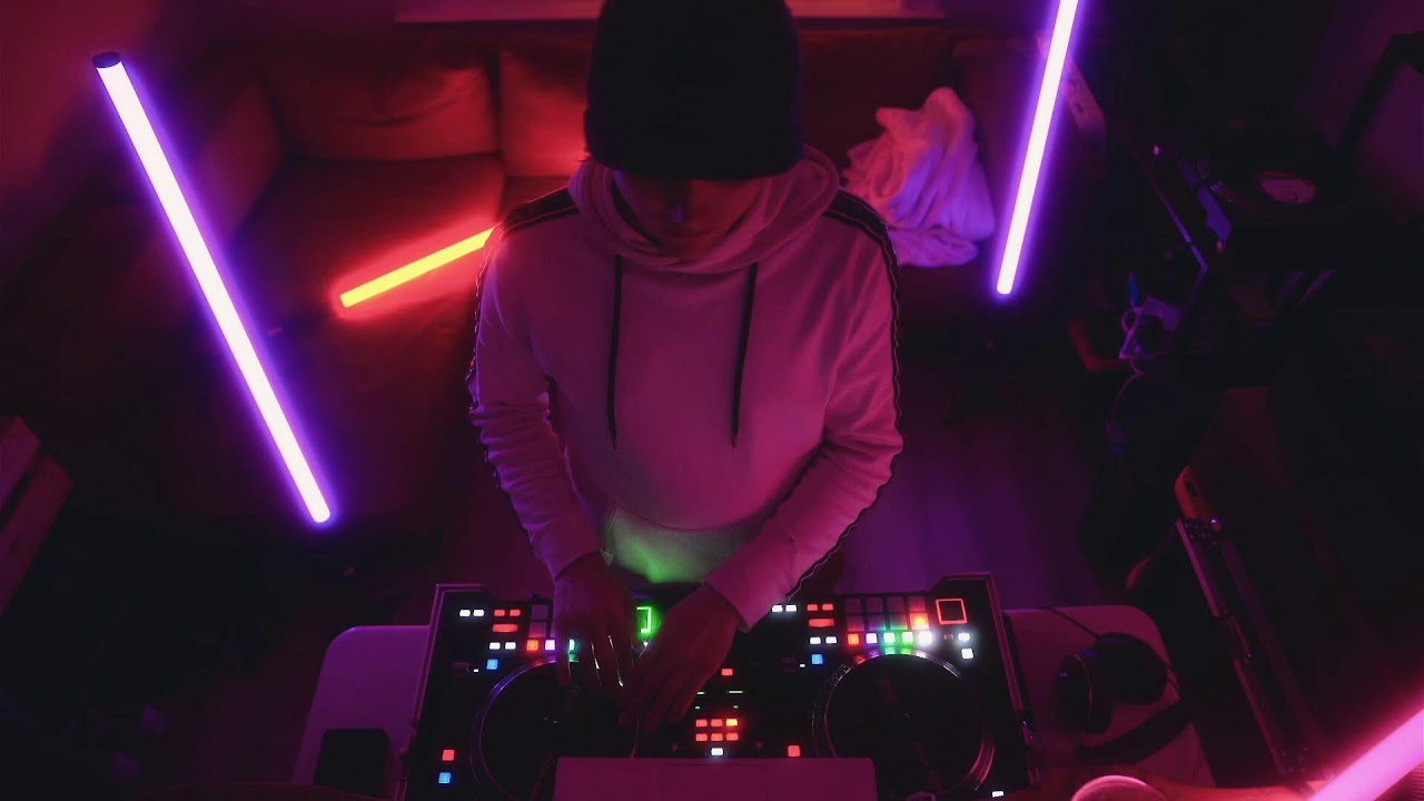 RUMSPRINGA RADIO - Monday Night Salsa Listening Party (Dura, Romántica y Más Vibras Para Fiestas)
