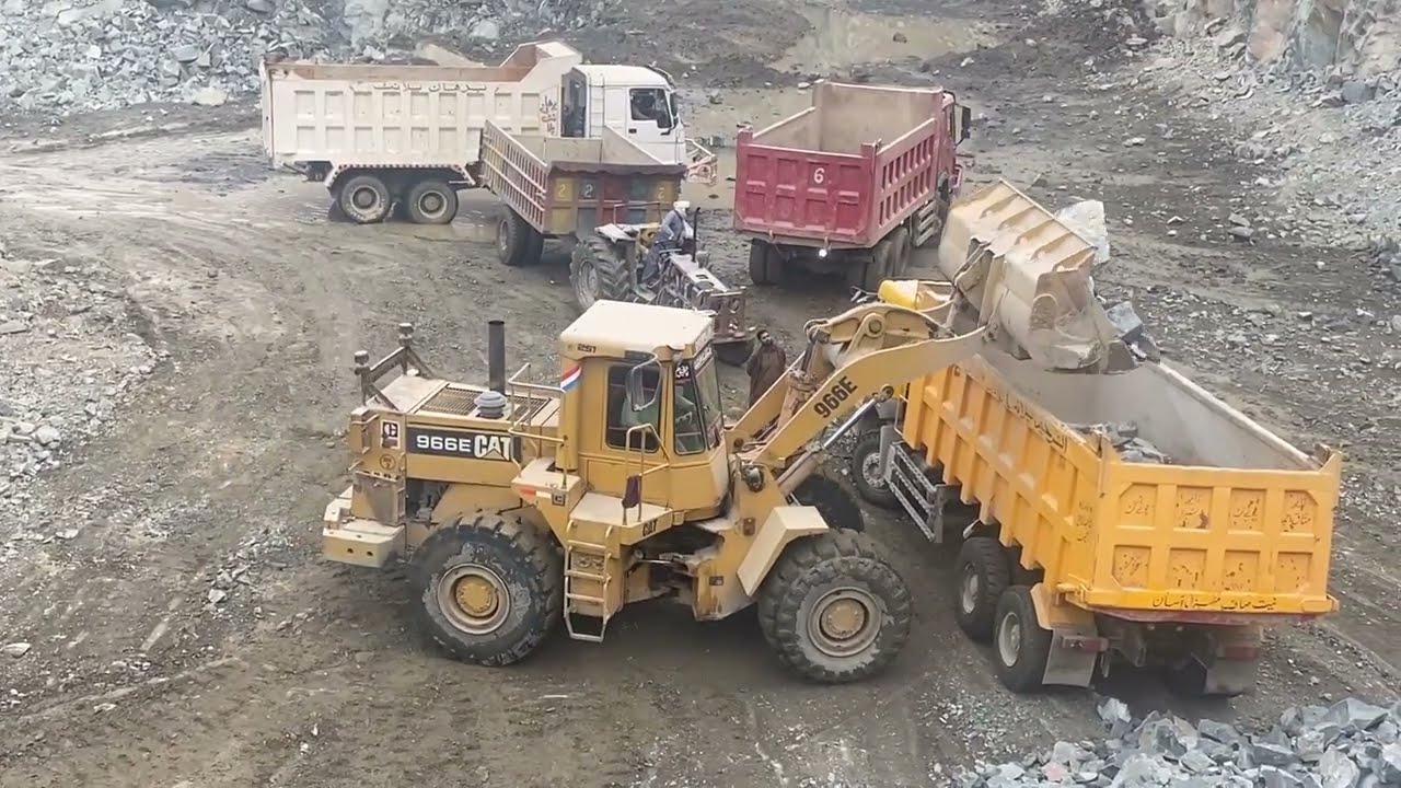 Caterpillar 966E Giant Rock Loading 🔥 Heavy Machinery Truck Loading