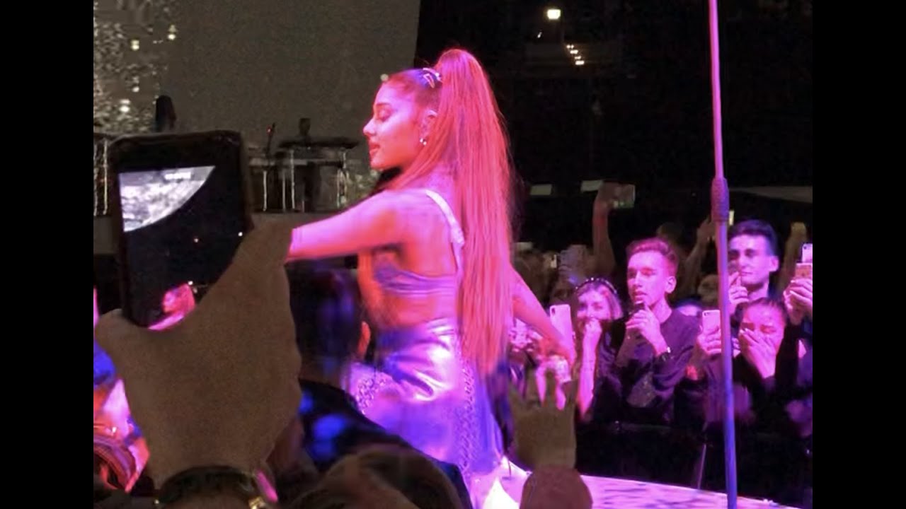 Ariana Grande Hamburg PIT HQ Front Row Tattooed Heart