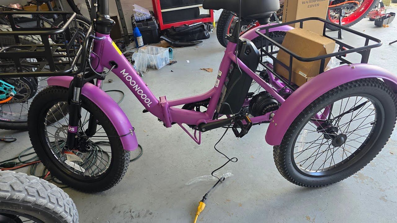 Mooncool TK1 etrike: первый взгляд