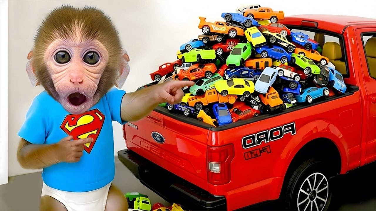 Macaco Bon Bon compra caminhões monster coloridos e recebe um presente misterioso | BONBON BRAZIL