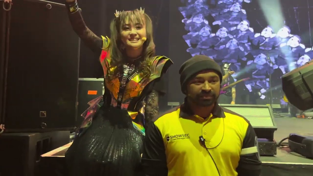 Babymetal - Metali!!, Moa’s Get low! at 4:05, London, Roundhouse, 28 Nov. 2023