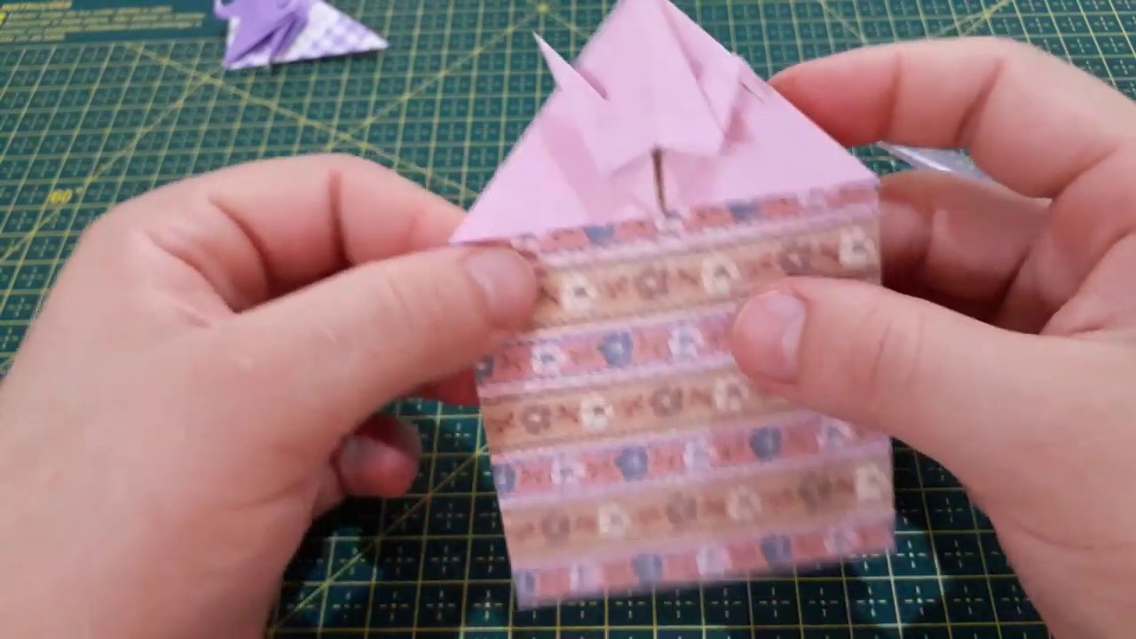 Origami marcador de página com tsuru