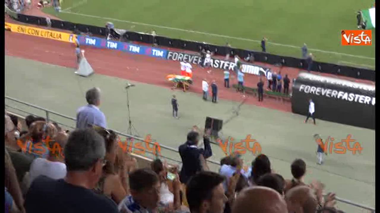 Italia-Francia, l'inno francese fischiato, poi Buffon fa partire gli applausi