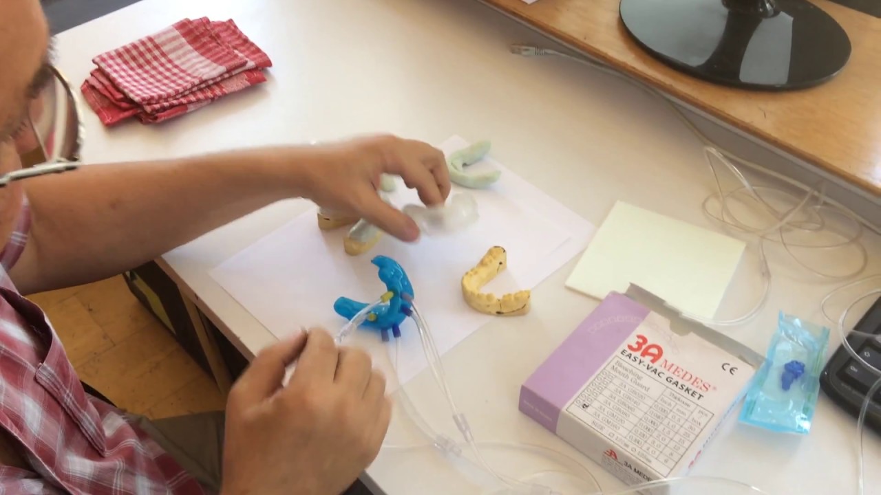 Fabricación de cubetas para aclaramiento dentales con Ozono