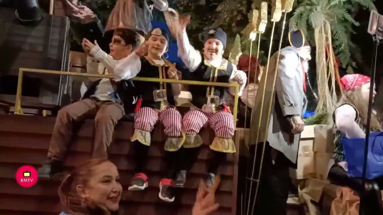 Desfile de la Cabalgata de Reyes Magos en san Pedro Alcántara 2 023