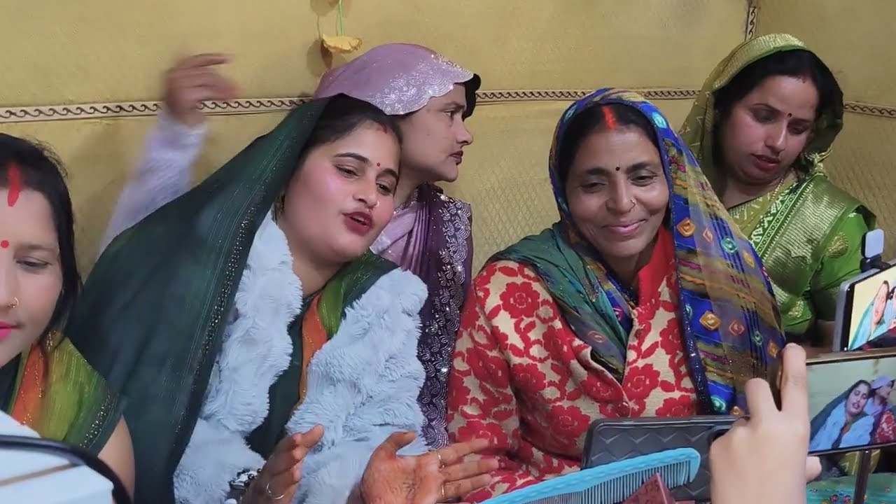 नंदा जी के लाल - बुढ़ी दादी का सुपरहिट अवधी गीत | Bandana Dubey Viral Song