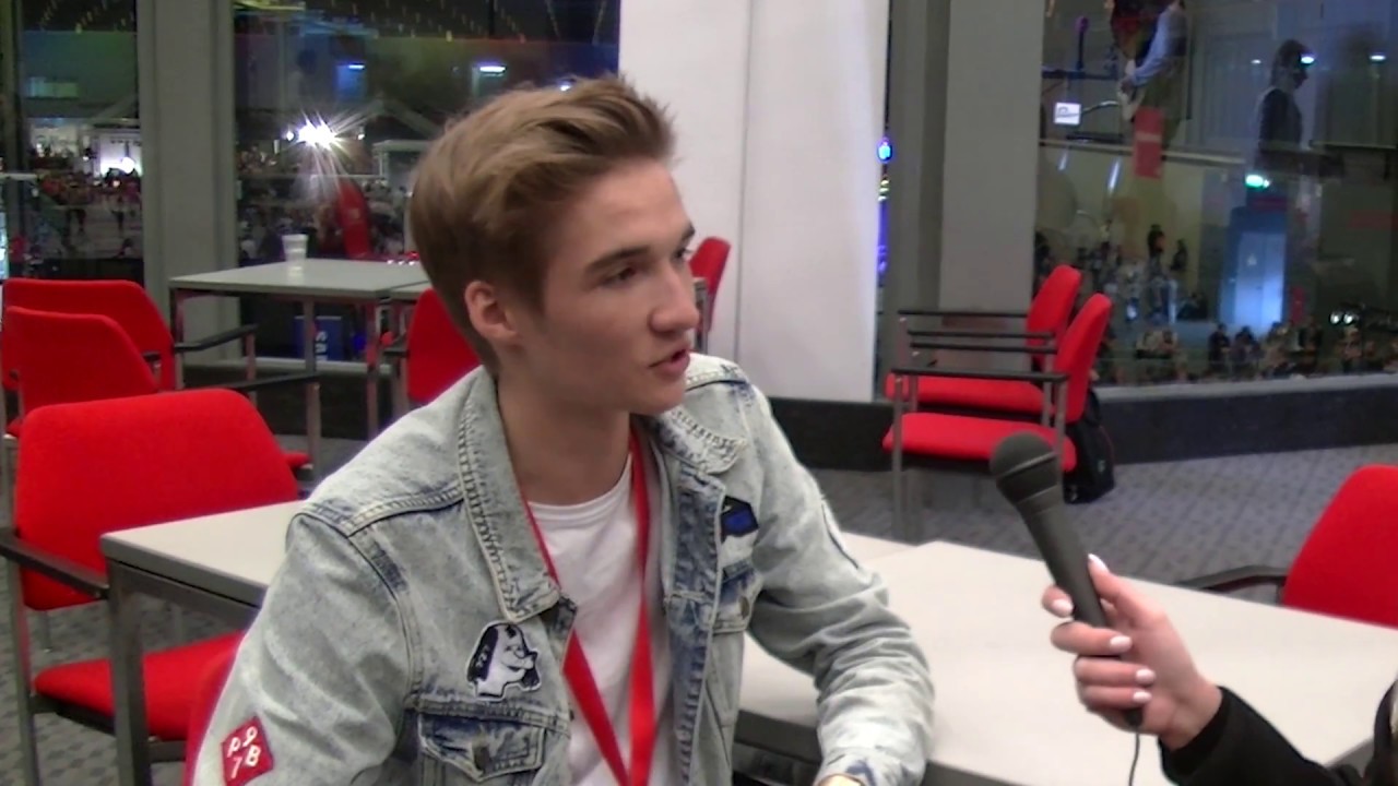 DYTG 2017 ★ Interviews met BEKENDE YOUTUBERS! ★ Utrechtwest.hu.nl