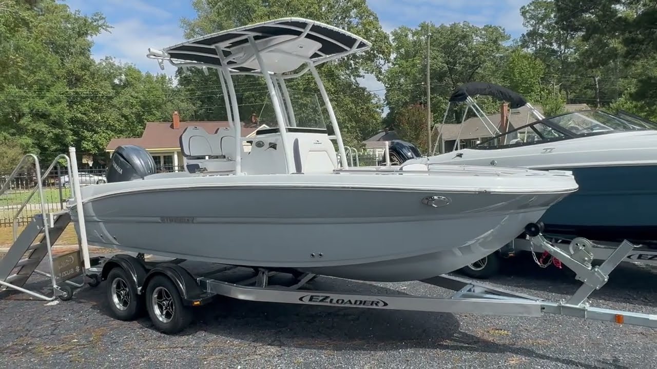 2025 Stingray 216 CC Center Console Walkthrough