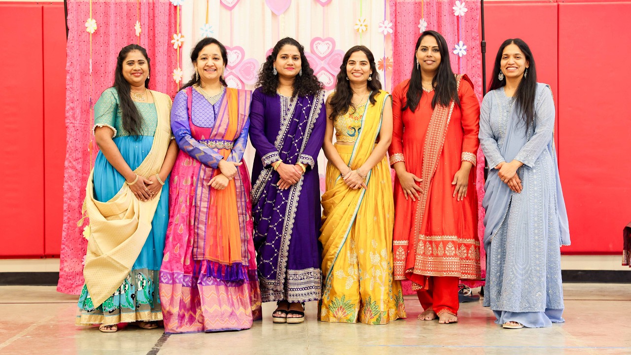 Dancing Divas Valentine's Day 2026 | Karutha machan and Gira Gira 