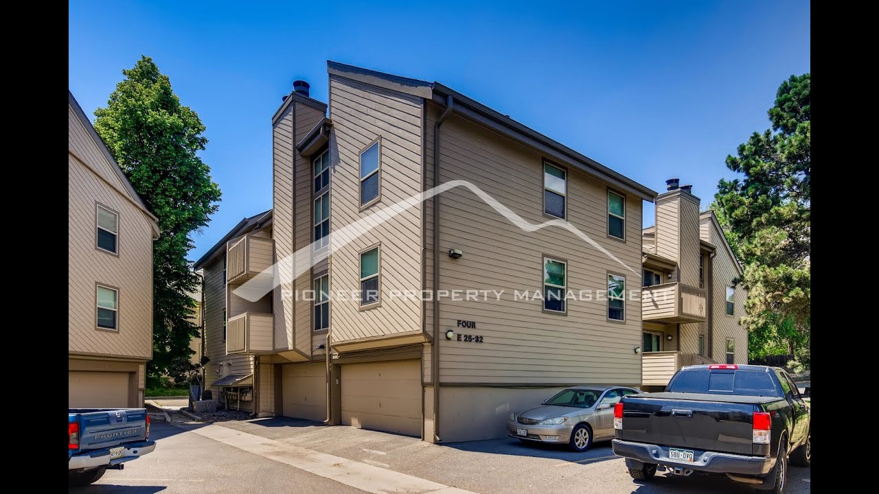 Lakewood Condo Rentals 3BR/2.5BA by Lakewood Property Management