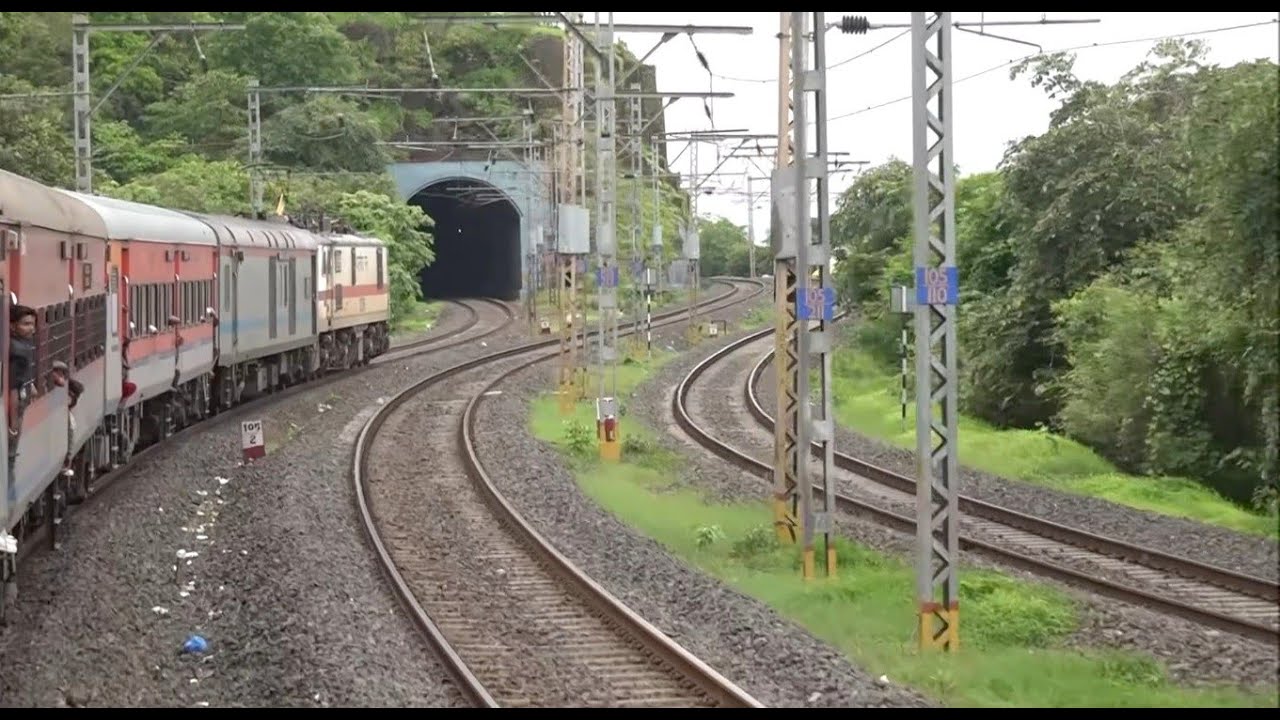 22732 Mumbai Hyderabad Express Journey Through Scenic Bhor Ghats In Monsoon Through Tunnels, Scenery