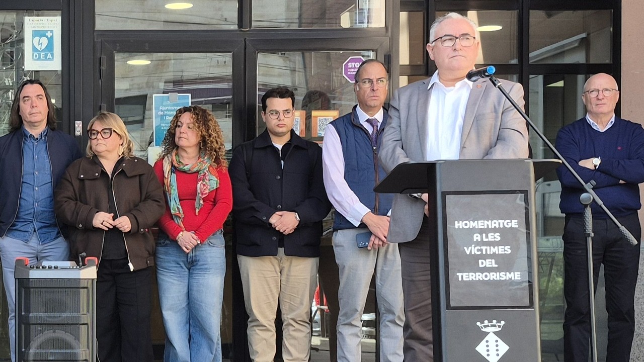 Homenatge al record i a la memòria de les víctimes del terrorisme