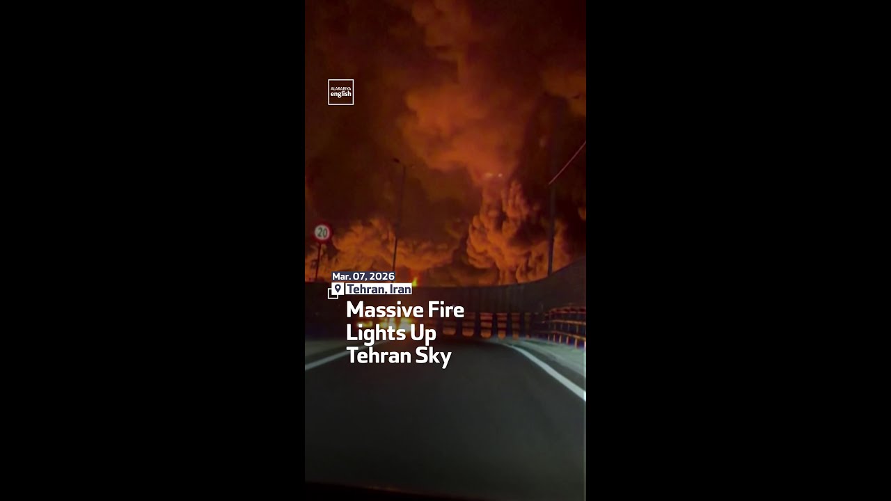Massive Fire Lights Up Tehran Sky