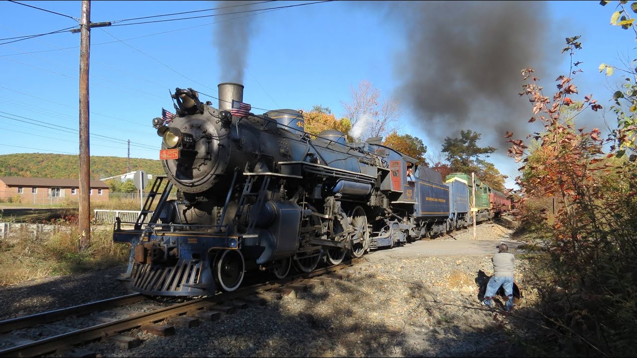 Reading and Northern #425 Autumn Leaf excursion 10/12/14 (1080HD)