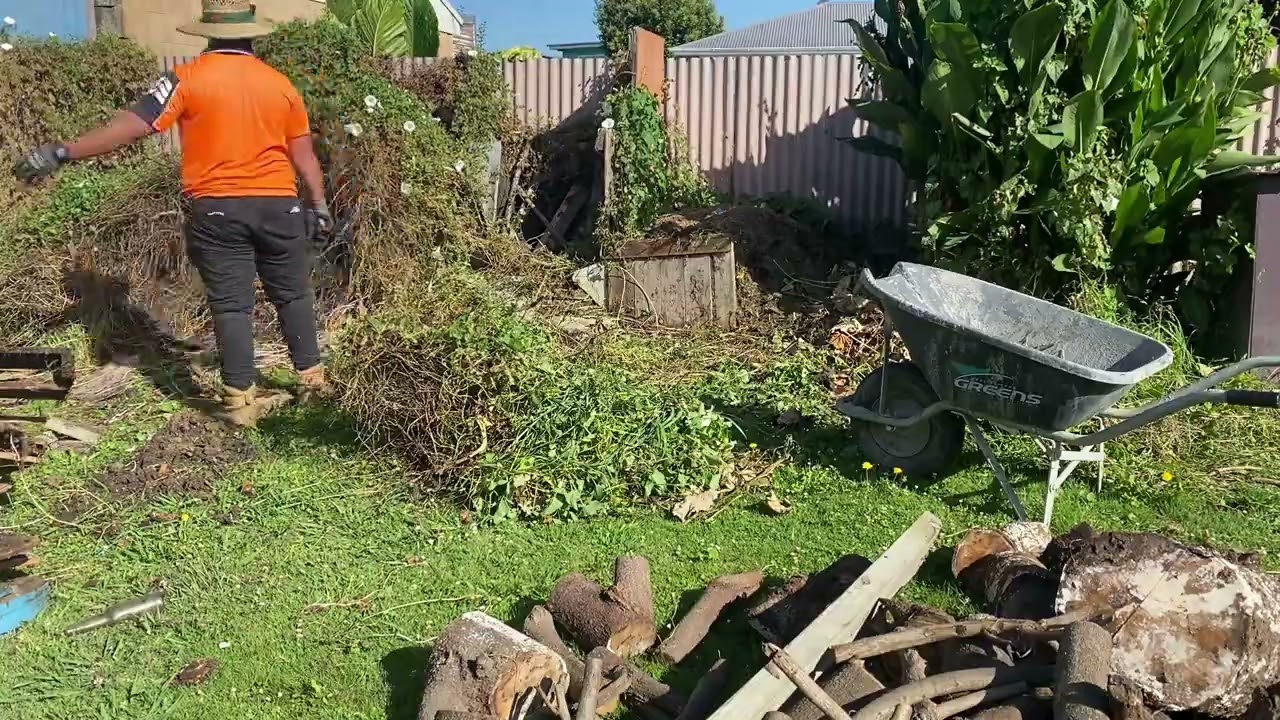 Big back yard clear out for an elderly lady ✅✅