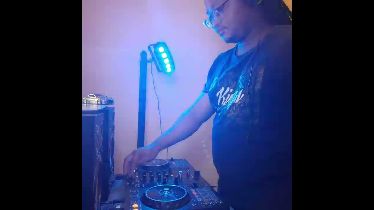 TT Infinity mix show 15 (Birthday mix edition)