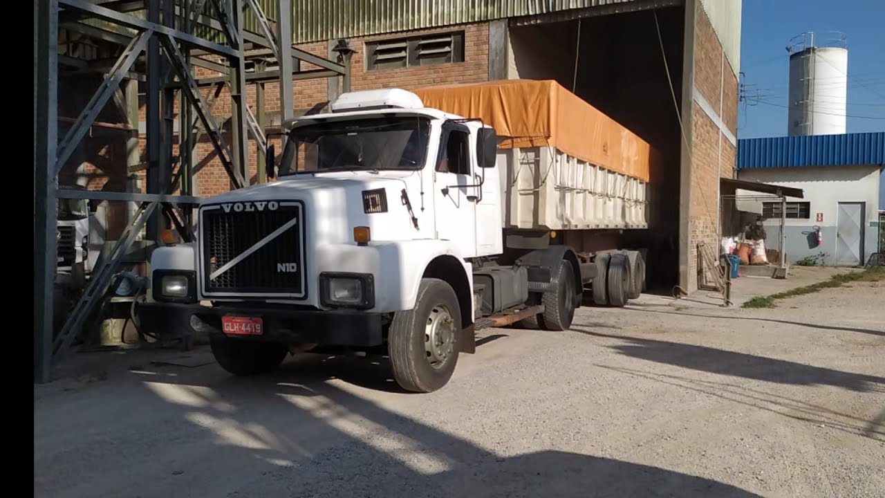 Volvo N10 1988 e estradas do interior mineiro (VD06/22)