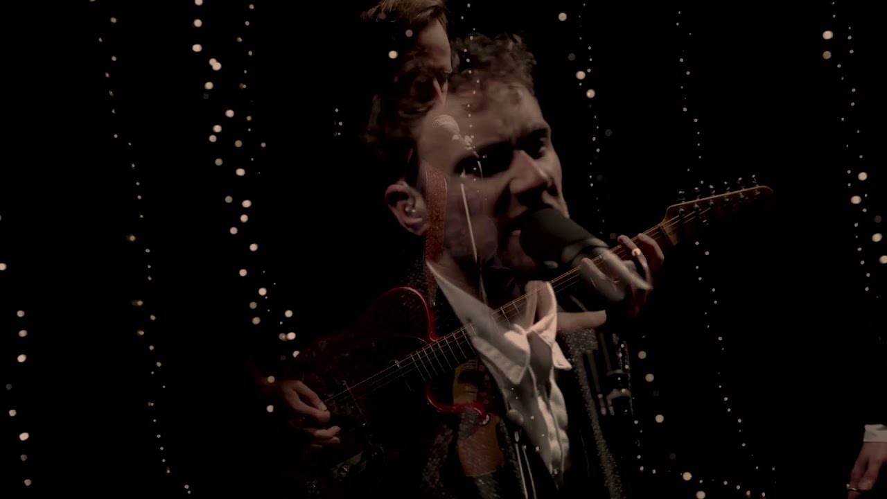 Kaurna Cronin & Band - Don't You Wonder Why (Live @ The Glass Road Tour)