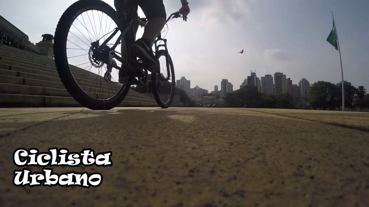 Ciclista Urbano - rol&ecirc; no tr&acirc;nsito de Sp
