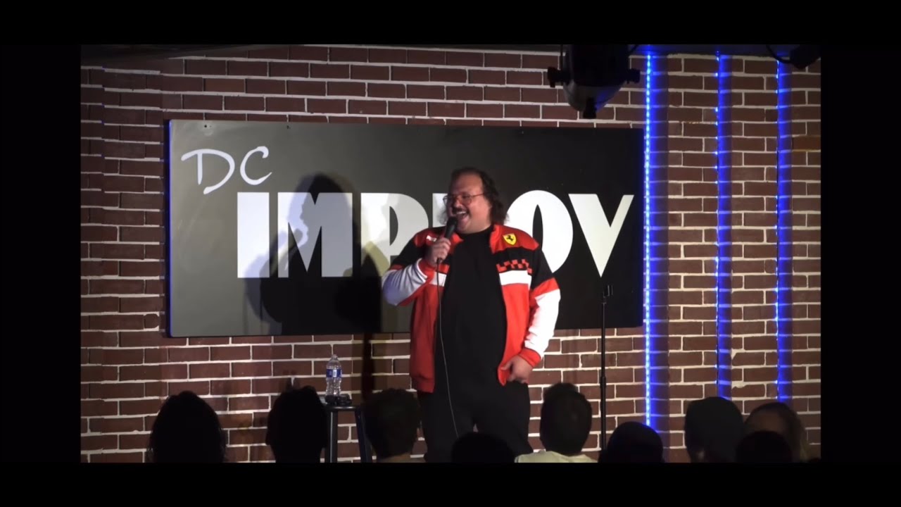 Roasting Rampage! Comedian Doesn’t Hold Back 😆