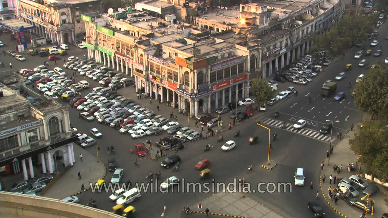 Traffic time lapse at Connaught Place, Delhi