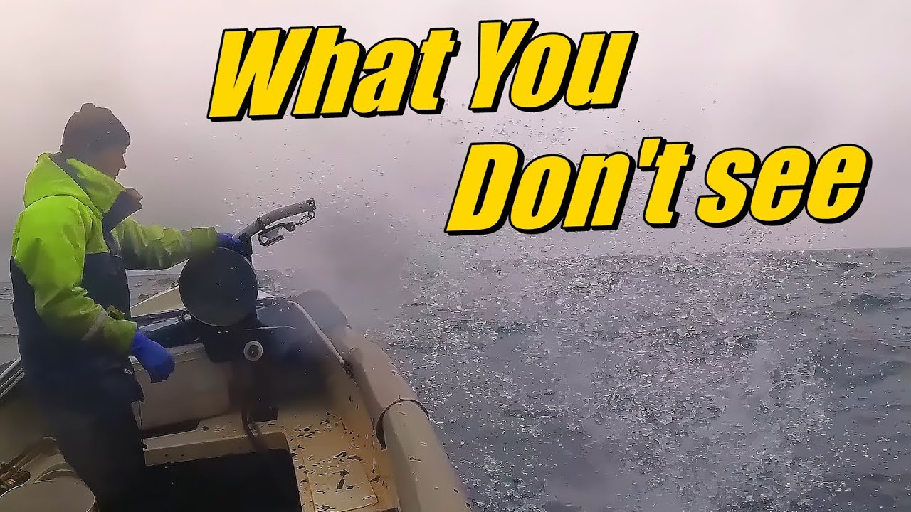 The Fishing Videos You Don't See 🦀 5lb Crab Crayfish Bass & A Lot Of Waves.