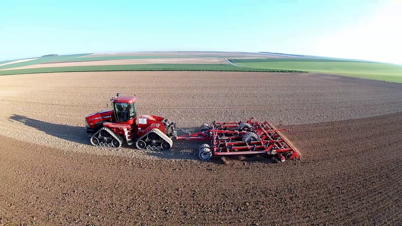 CASE IH QUADTRAC 450 et HORSCH TERRANO 7 FM en 2017 dans la Marne