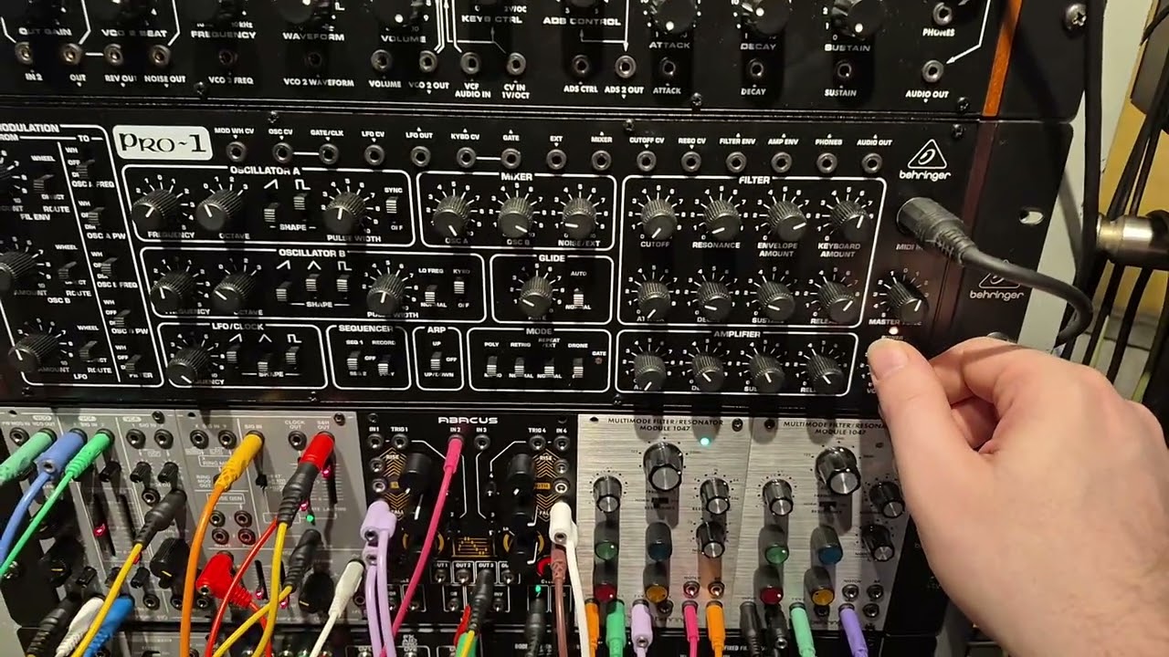 ♫ Jamming With a Bunch of Synths ♫ ----- (197)