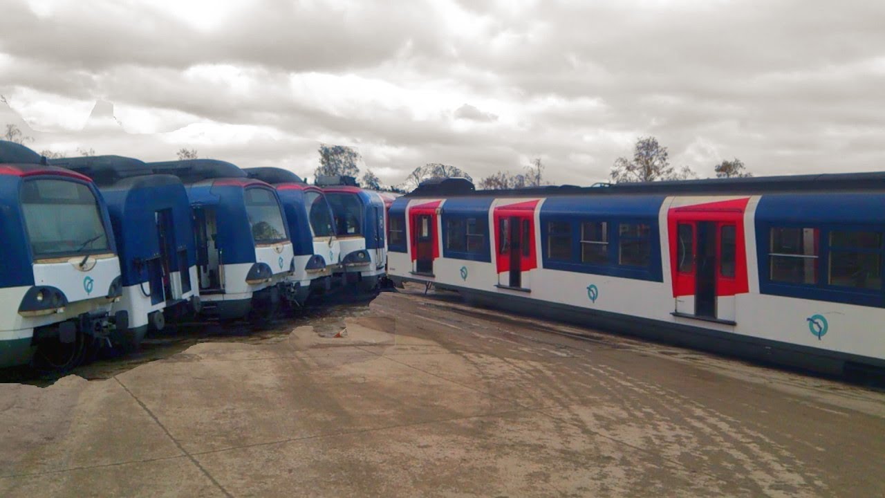 Anciennes rames RATP MS 61 du RER A ferraillées
