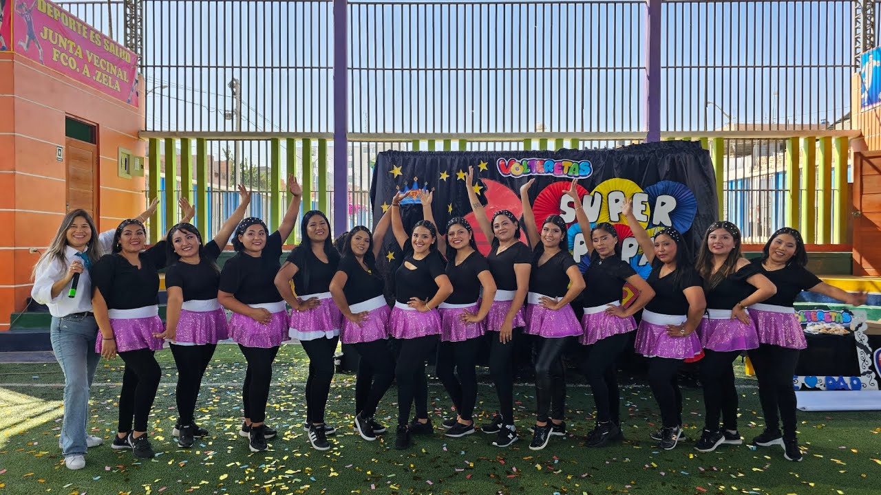¡Increíble baile de las mamás Volteretas! Por el día del padre. 💙