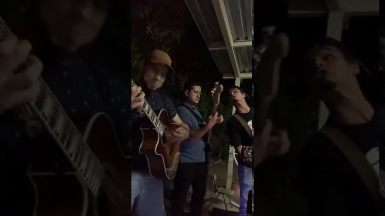 Surcando el camino - Carlos Ulises Gomez tocando con amigos