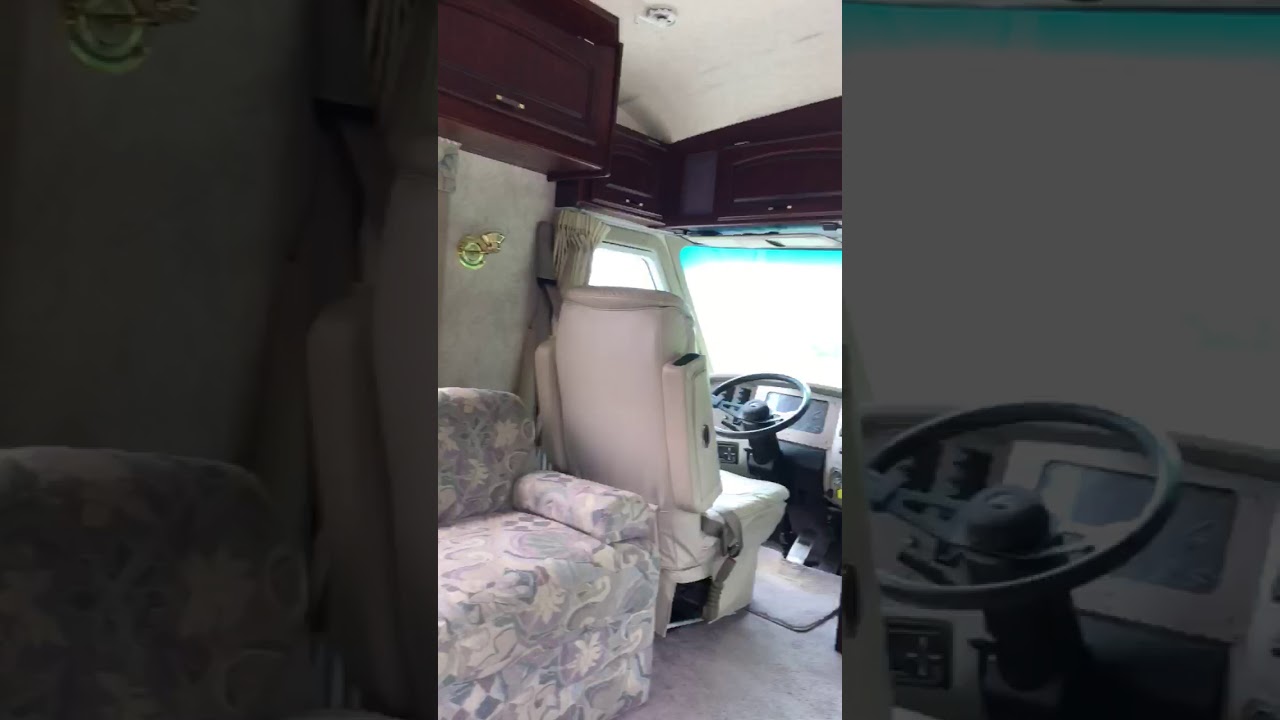36 ft  Tripe E, Class A, Disel Empress Motor Home for Sale! 35,000.00$ OBO