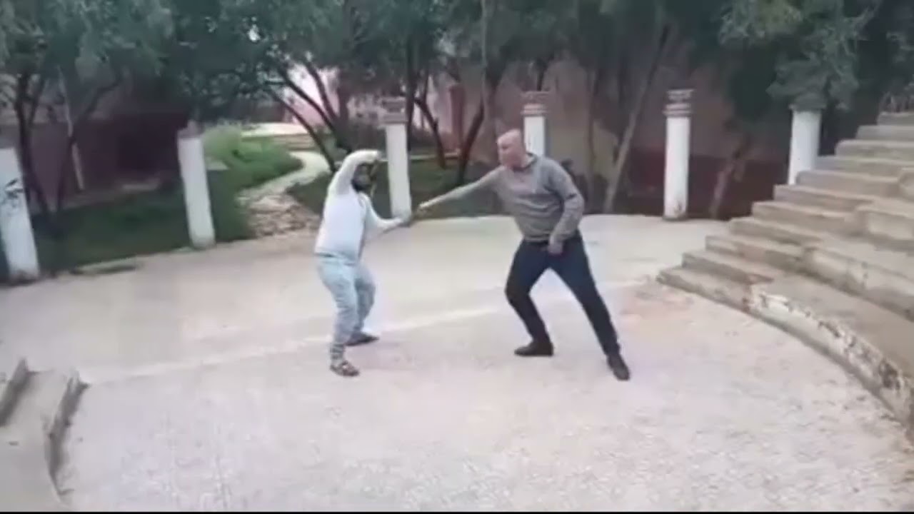 العصا التقليدية غليزان بلدية مديونة Algérien Traditionnelle Combat Stick Rilizana