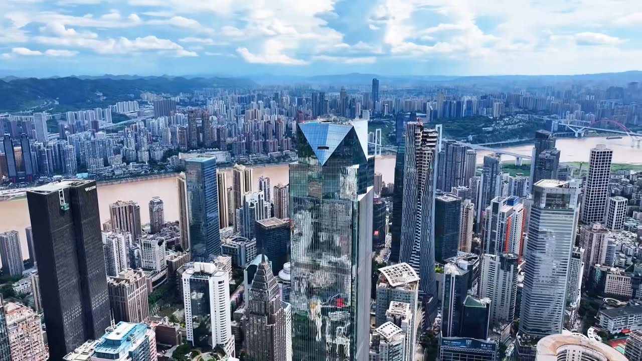 Chongqing, one of the four municipalities directly under the central government inChina中国四大直辖市之一 重庆市