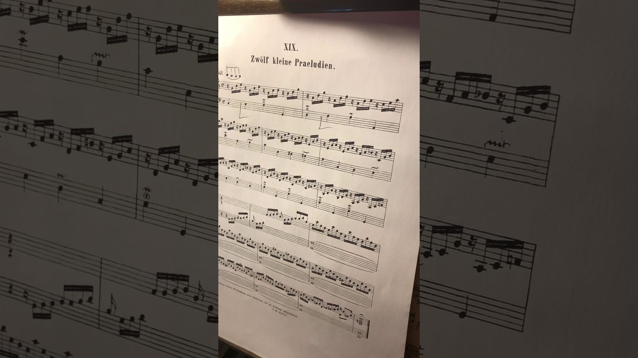 Фрагмент урока online Bach Kleine Präludium C dur aus Zwölf kleine Präludien