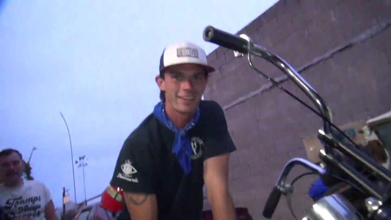 #168 1952 panhead rust bucket tuning kick start linkert carb repair FL harley bobber tatro machine