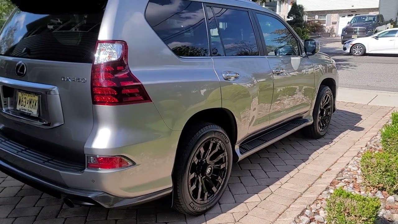 2021 Lexus GX 460 with 20x9 Fuel Wheels