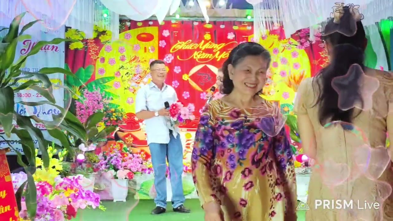 NP🎼: ĐÁM CƯỚI ĐẦU XUÂN . ST📝: TRẦN THIỆN THANH . 🩷🎤💝🎤: NGUYỄN HIỂU & KHẮC HIỀN . 