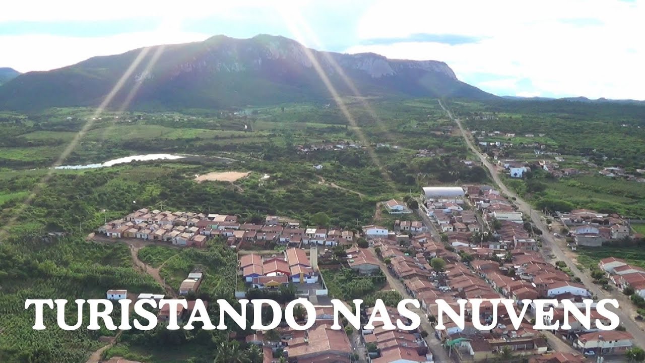 DE PARAPENTE SOBRE MONSENHOR TABOSA: A CIDADE VISTA DAS ALTURAS