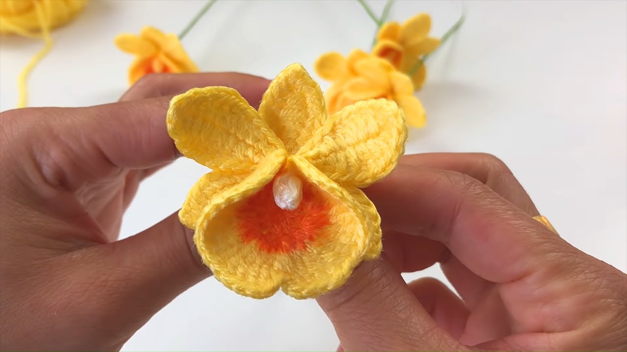 Связанный крючком лист орхидеи для орхидеи Dendrobium Lindleyi