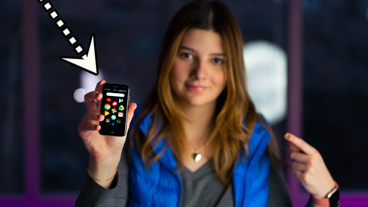 Living With The Palm Phone