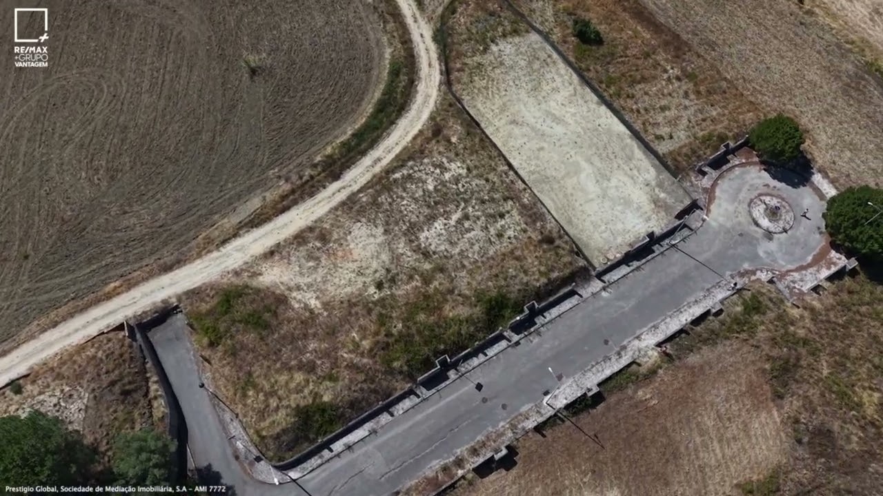 ID 125001237-69 - Terreno Urbano - Pereiro de Palhacana