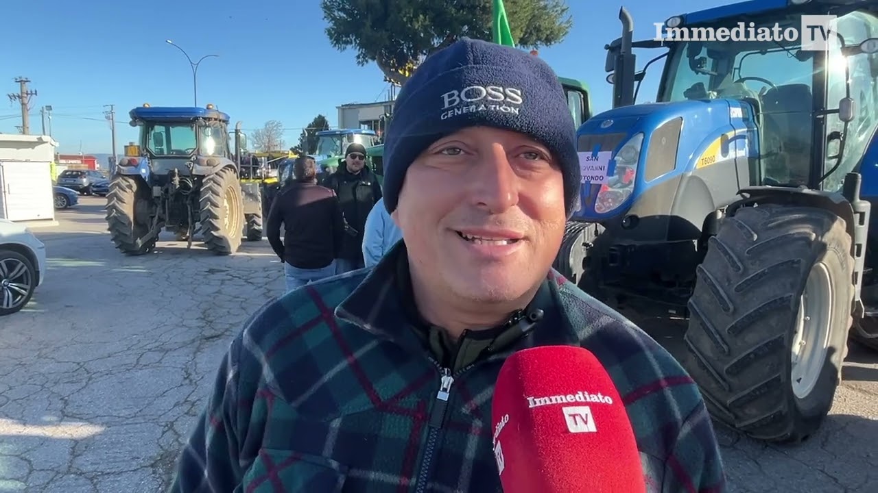 LA MARCIA DEI TRATTORI SU FOGGIA